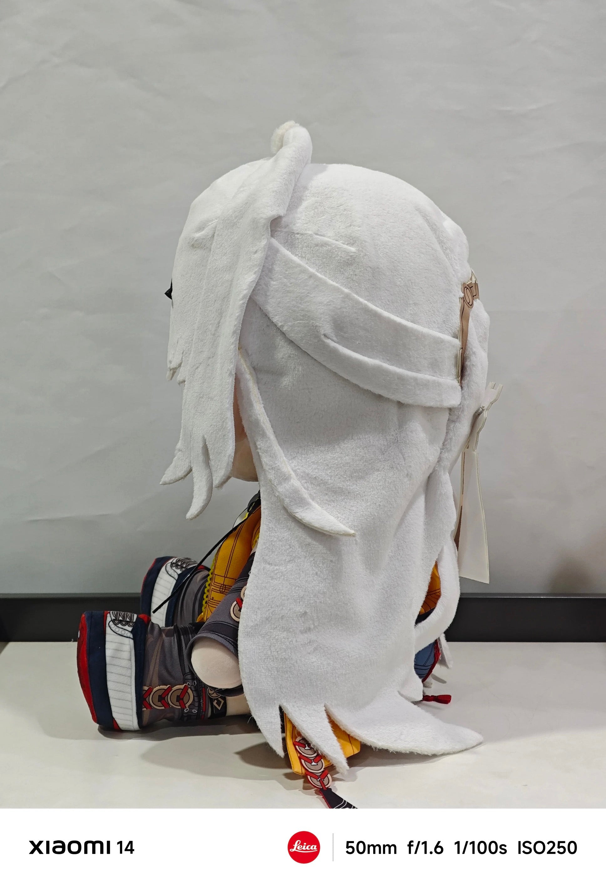 Big-Eyes Cotton Plush Doll - Yixuan Zenless Zone Zero 40cm - Fan Collection Plushie - product gallery image 3